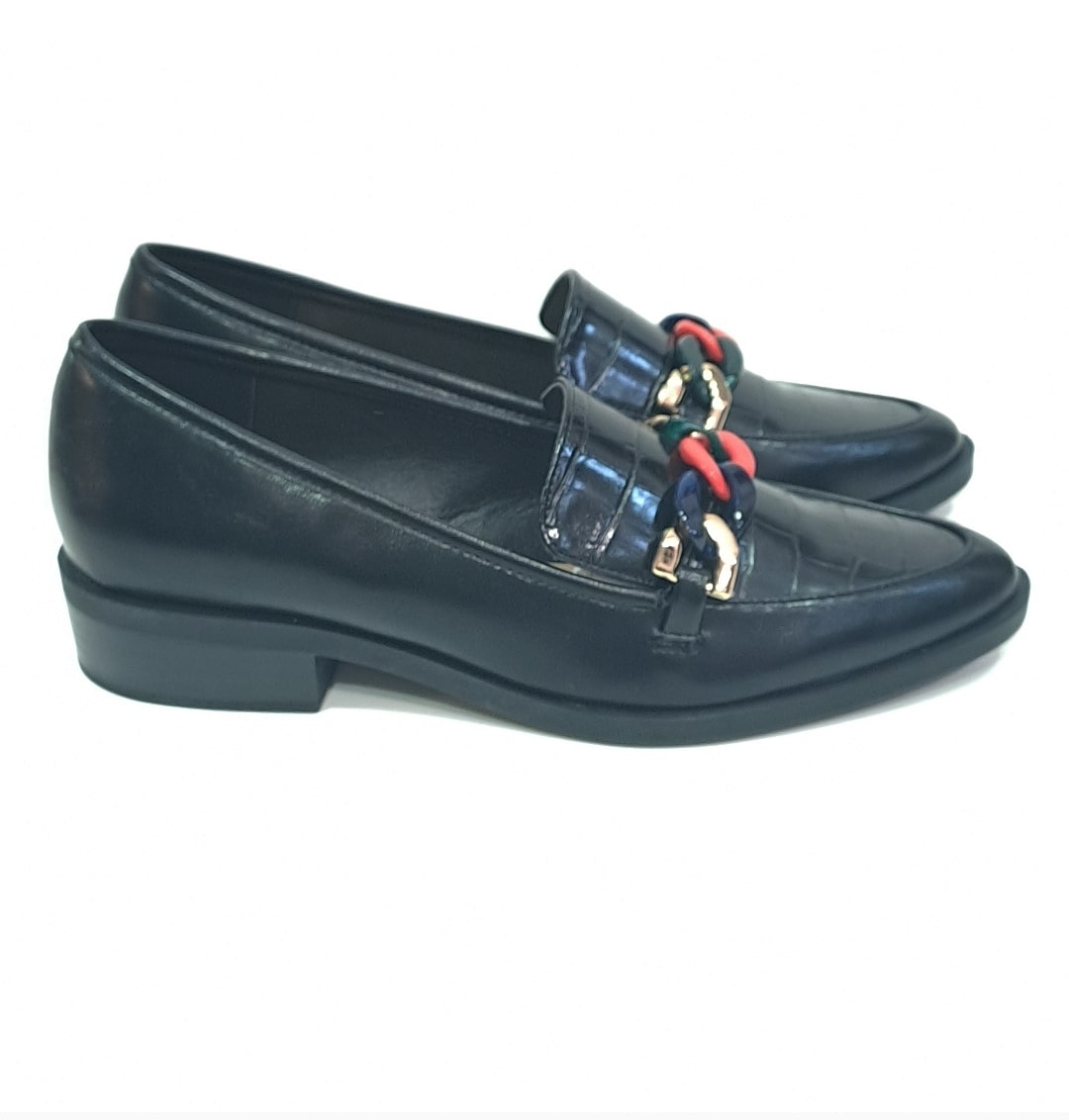 Mocasín cadena