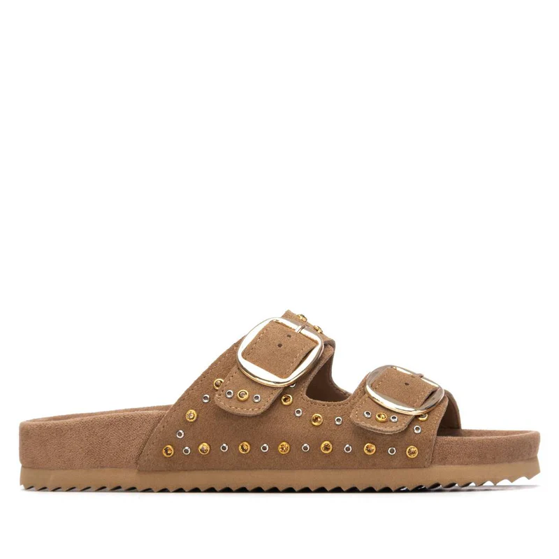 Sandalia plana Tachas Xti