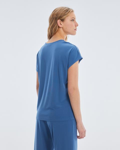 Camiseta tachas 2