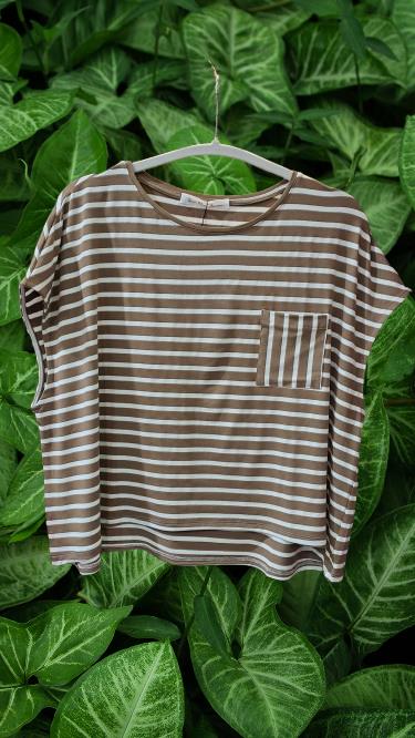 Camiseta Brown See The Moon