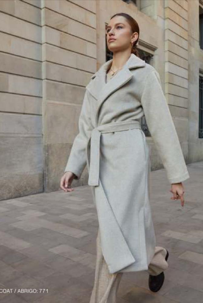 Abrigo beige2