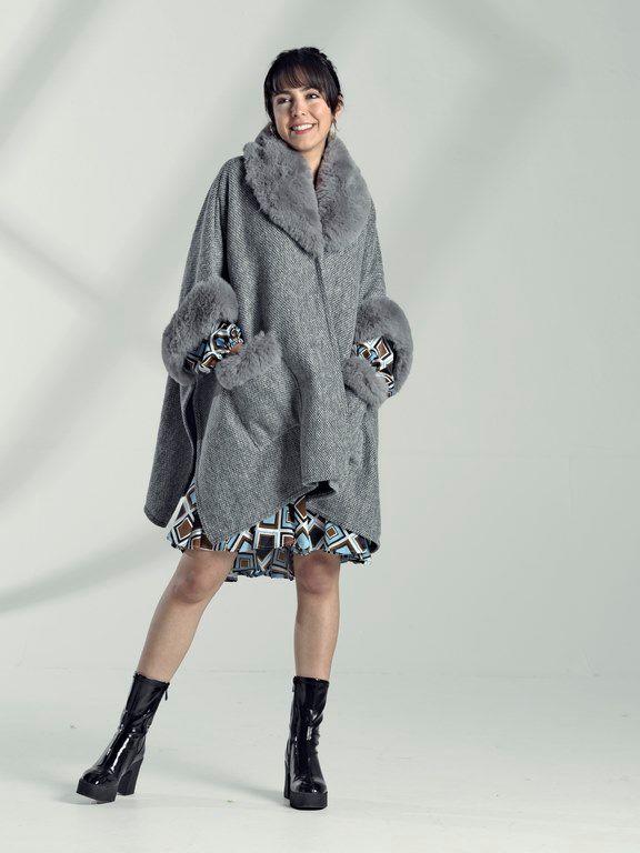 Poncho gris