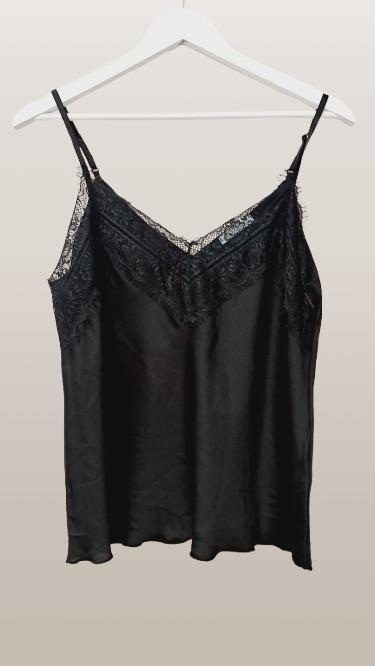 Top lencero encaje negro